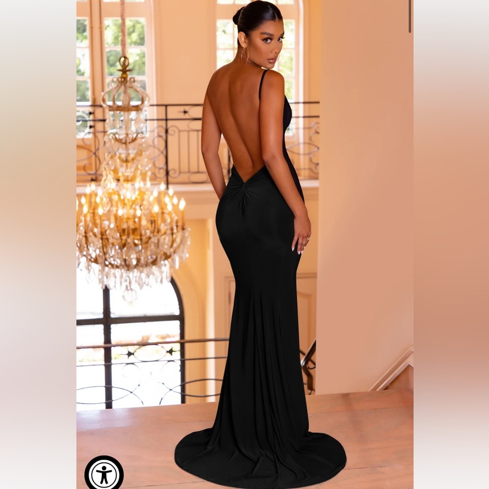 Club L London Black Backless Maxi Dress